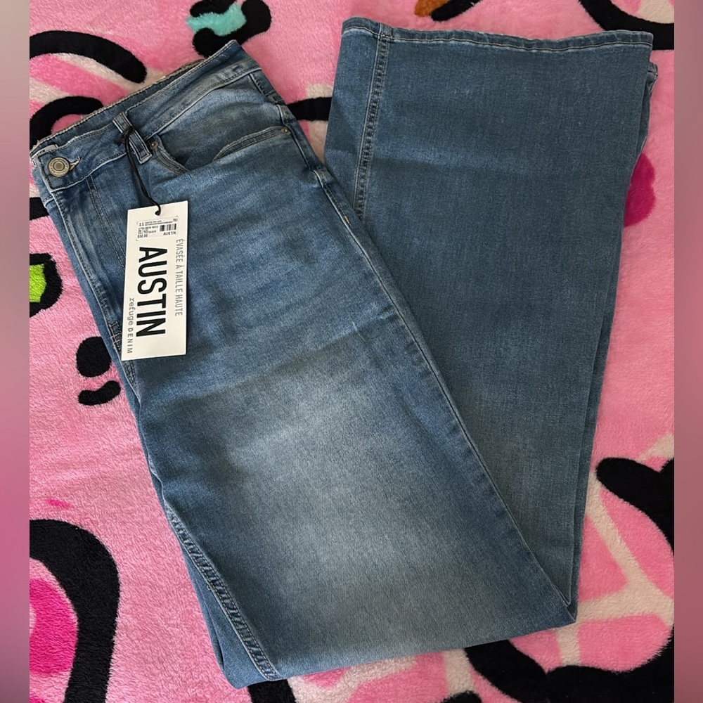 Charlotte Russe Refuge Denim Austin Medium Wash High Rise Flare Jeans
